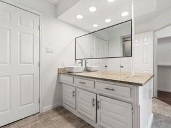 3005  Club Hill Drive , Garland Texas 75043