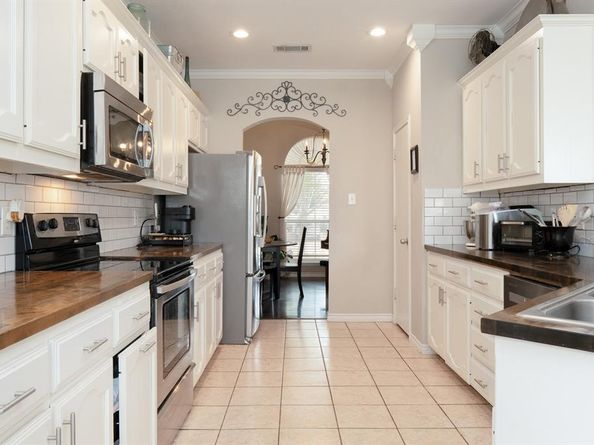 14221  Tijuana Trail , Fort Worth Texas 76052