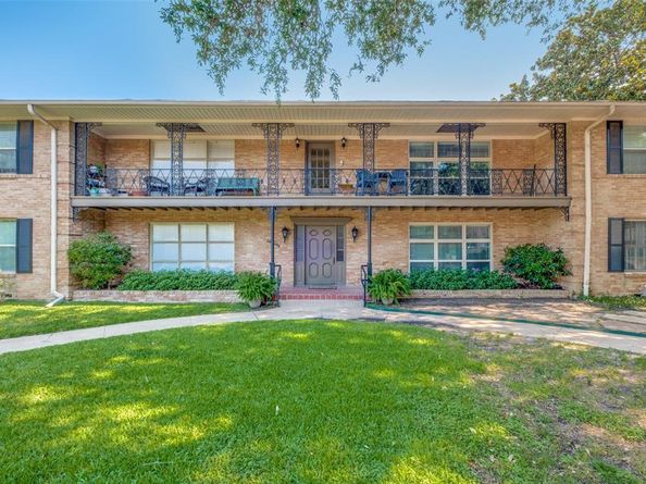 6131  Bandera Avenue  A, Dallas Texas 75225