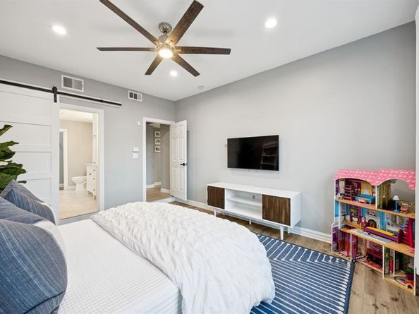 7018  Blackwood Drive , Dallas Texas 75231