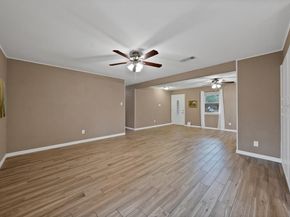 515  Buffalo Drive , Arlington Texas 76013