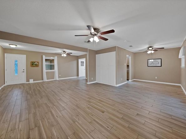 515  Buffalo Drive , Arlington Texas 76013