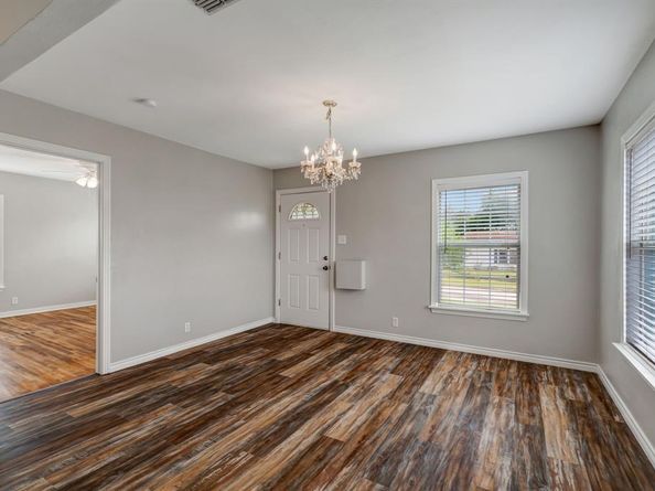 313 W 7th Street , Irving Texas 75060