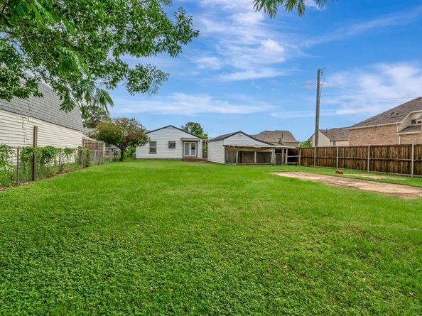 313 W 7th Street , Irving Texas 75060