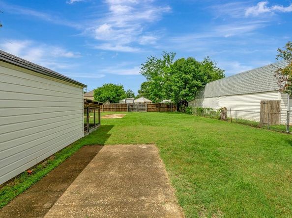 313 W 7th Street , Irving Texas 75060