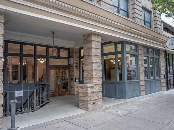 910  Houston Street  204, Fort Worth Texas 76102