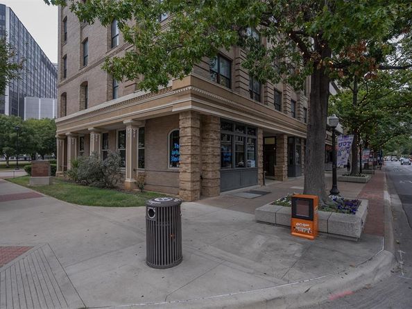 910  Houston Street  204, Fort Worth Texas 76102