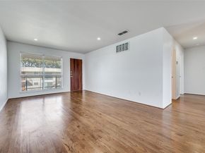 4616 W Lovers Lane  218, Dallas Texas 75209