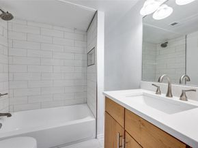 4616 W Lovers Lane  218, Dallas Texas 75209