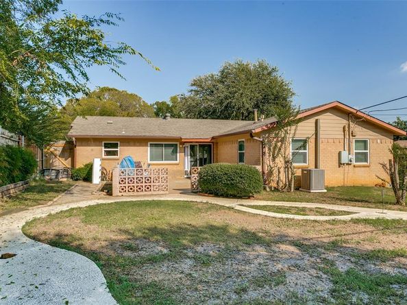 120  Donald Drive , Hurst Texas 76053