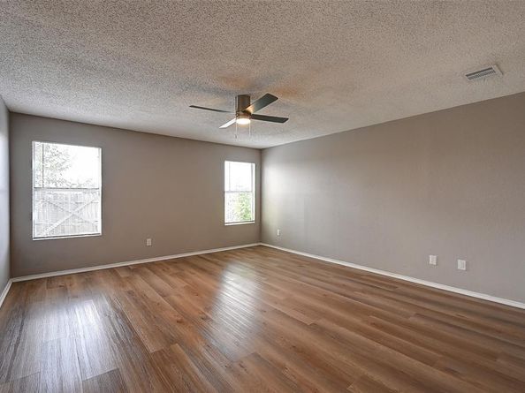 225  Stoneridge Drive , Mesquite Texas 75149