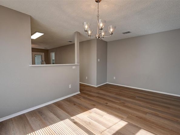 225  Stoneridge Drive , Mesquite Texas 75149