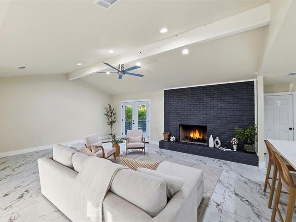6010  Rock Garden Trail , Dallas Texas 75232