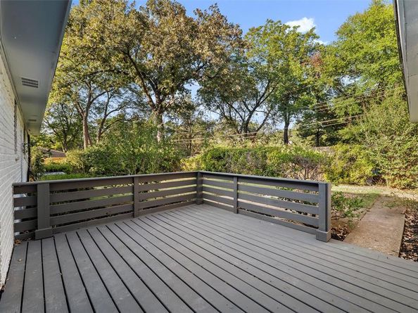 6010  Rock Garden Trail , Dallas Texas 75232