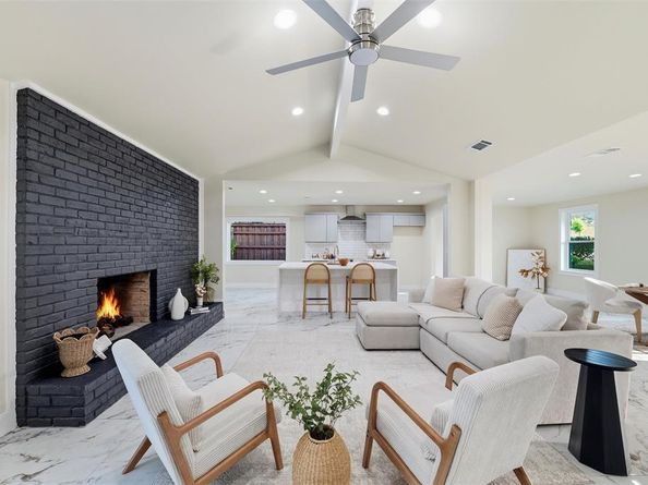 6010  Rock Garden Trail , Dallas Texas 75232