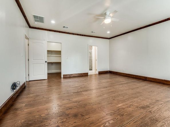3416  Pruitt Avenue , Dallas Texas 75227