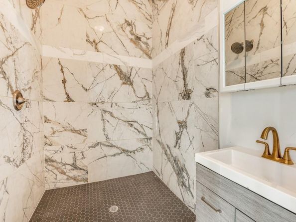 3416  Pruitt Avenue , Dallas Texas 75227