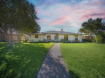 900 E Spring Valley Road 
