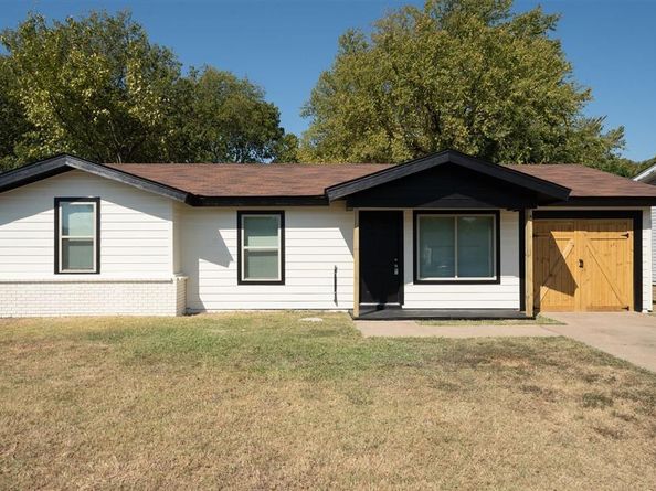 3732  Charlotte Drive , Fort Worth Texas 76119