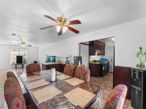 3013  Emmett Street , Dallas Texas 75211