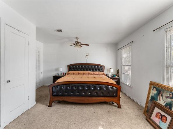 3013  Emmett Street , Dallas Texas 75211