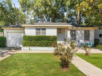 3013  Emmett Street 