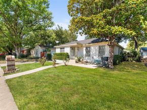 3013  Emmett Street , Dallas Texas 75211