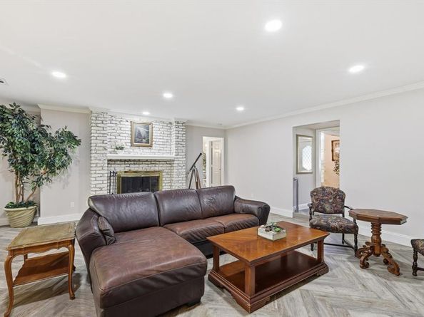 4208  Bretton Bay Circle , Dallas Texas 75287