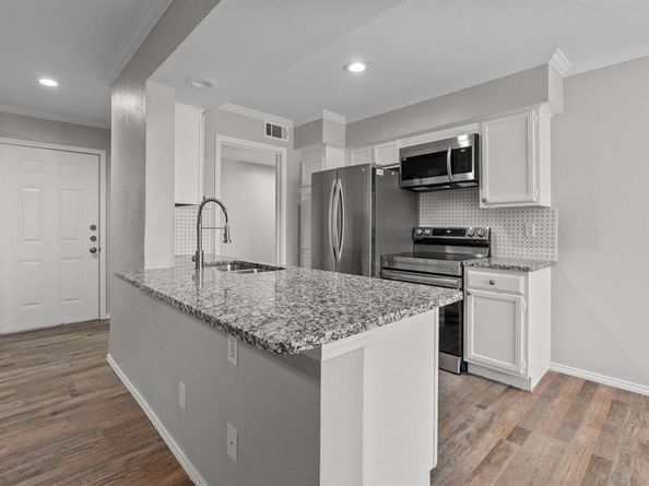 5726  Marvin Loving Drive  224, Garland Texas 75043
