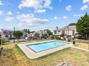 5726  Marvin Loving Drive  224, Garland Texas 75043