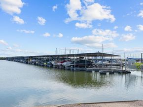 5726  Marvin Loving Drive  224, Garland Texas 75043