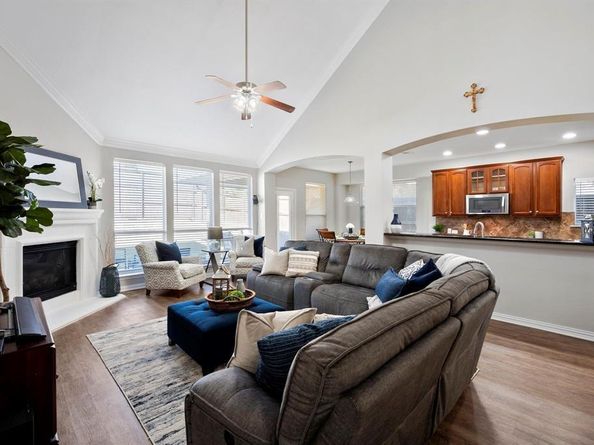 4329  Thorp Lane , Fort Worth Texas 76244