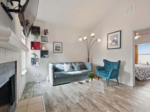 5963  Ross Avenue  202, Dallas Texas 75206