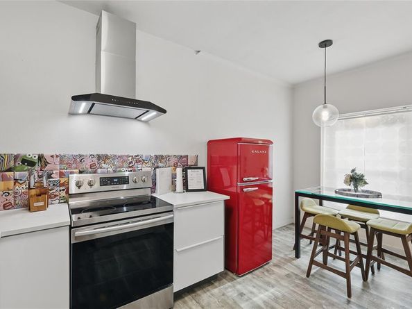 5963  Ross Avenue  202, Dallas Texas 75206