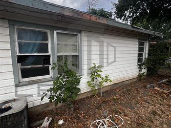 2662  Greenhurst Drive 