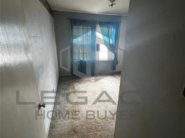 2662  Greenhurst Drive , Farmers Branch Texas 75234