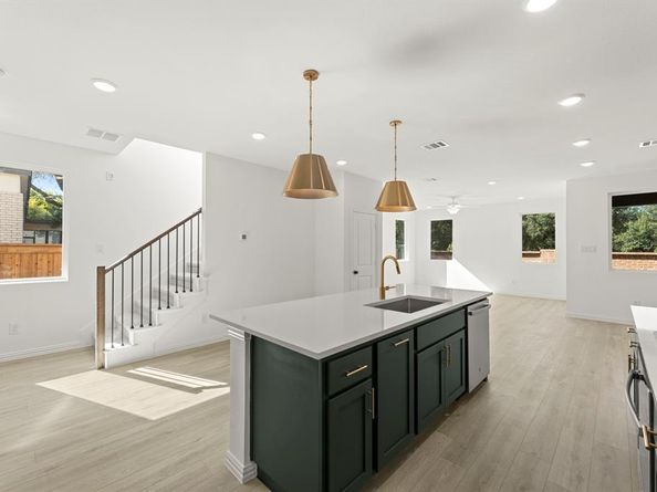 2637  Lost Maples Lane , Dallas Texas 75228