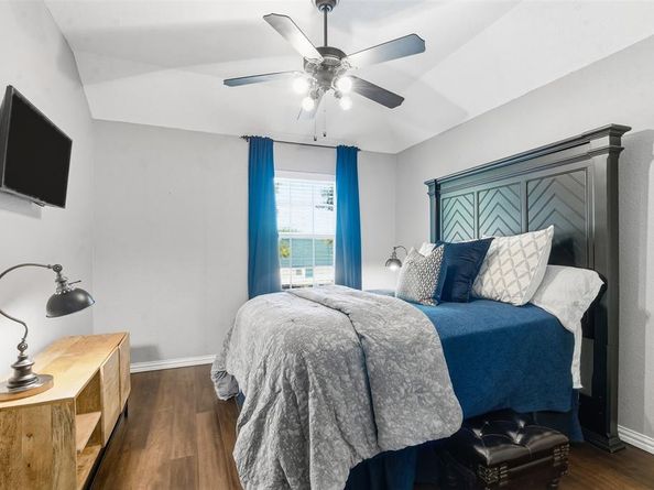 2537  Clearlake Drive , Grand Prairie Texas 75054