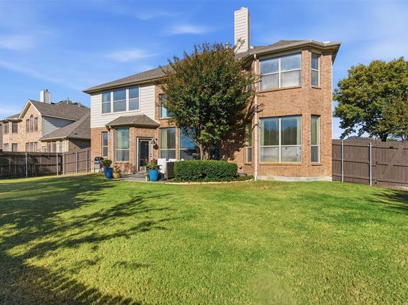 2537  Clearlake Drive , Grand Prairie Texas 75054