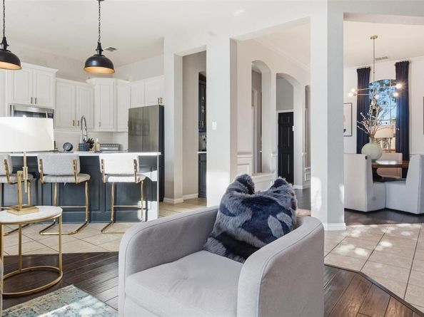 2537  Clearlake Drive , Grand Prairie Texas 75054