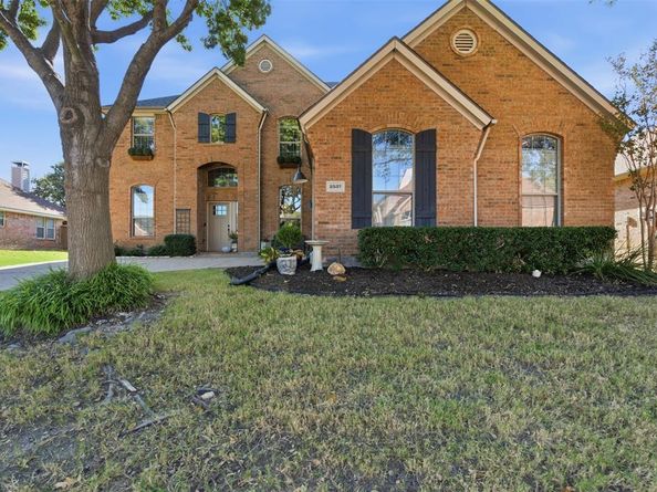 2537  Clearlake Drive , Grand Prairie Texas 75054