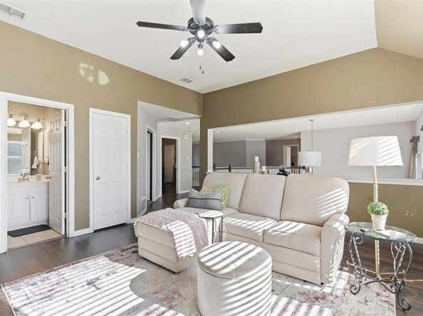 2537  Clearlake Drive , Grand Prairie Texas 75054