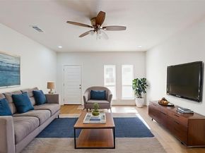 1615  Poplar Street , Dallas Texas 75215