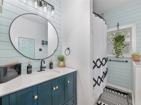 2832  Forest Avenue , Fort Worth Texas 76112