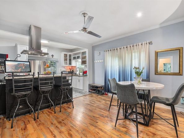 2832  Forest Avenue , Fort Worth Texas 76112