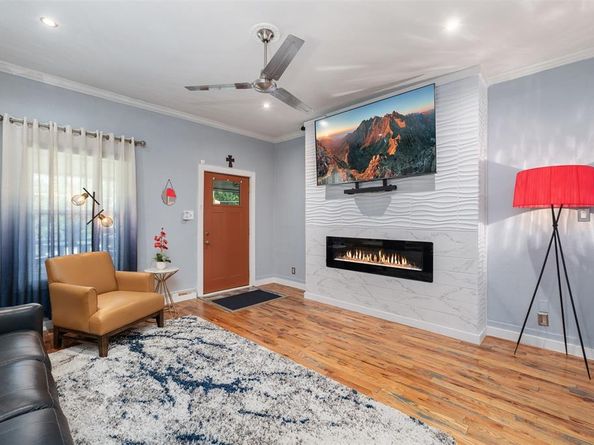 2832  Forest Avenue , Fort Worth Texas 76112