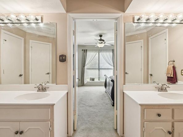 8631  Charing Cross Lane , Dallas Texas 75238