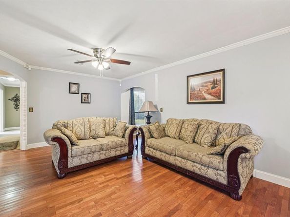 8631  Charing Cross Lane , Dallas Texas 75238