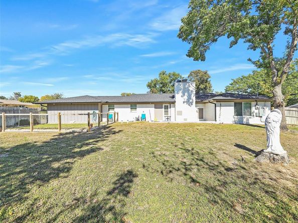 8029  Northbrook Drive , Benbrook Texas 76116