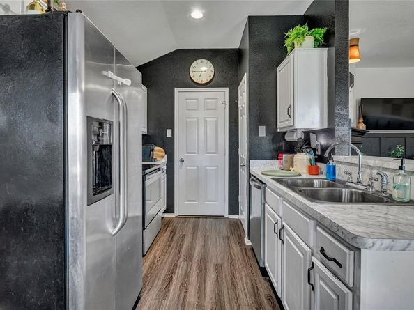 2420  Concina Way , Fort Worth Texas 76108